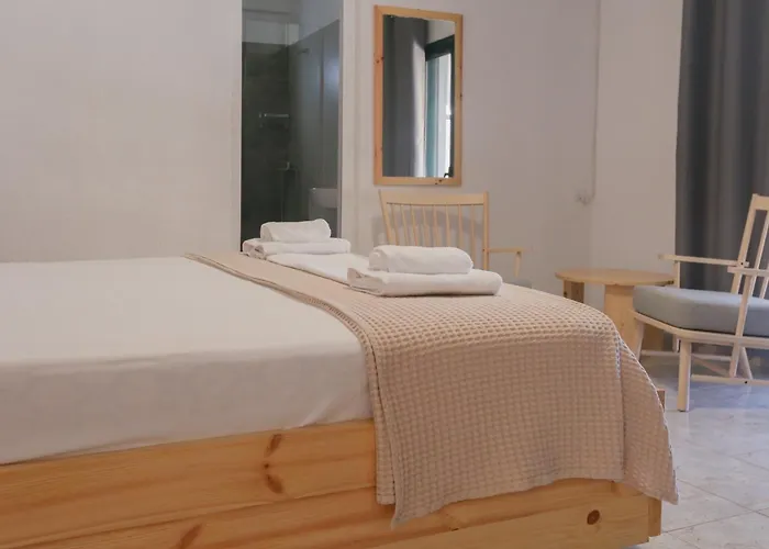Nona's 3* Himarë