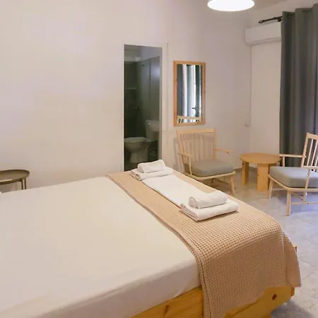 Nona's 3* Himara